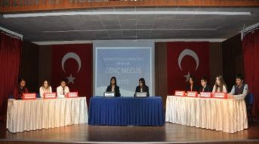 'gkv Gen&ccedil; Meclis' Yeni D&ouml;nem &Ccedil;alışmalarına Başladı