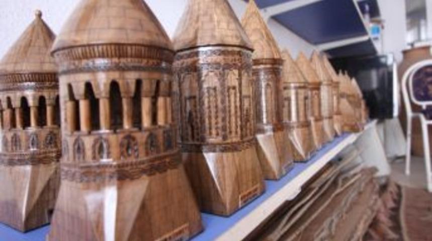 Maket Hobisini Sanata D&ouml;n&uuml;şt&uuml;rd&uuml;