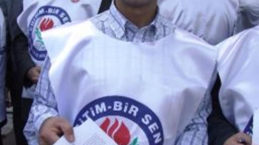 Eğitim-bir-sen&rsquo;li &Ouml;ğretmenler Yeni Yılın İlk Mesai G&uuml;n&uuml;nde Okullara Sivil Kıyafetle Gidecekler