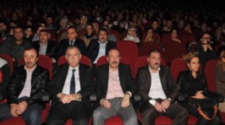 Mehteran B&ouml;l&uuml;ğ&uuml; İzmitlileri Coşturdu