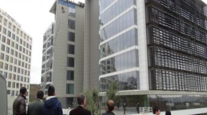 İş Merkezinde Yangın Paniği