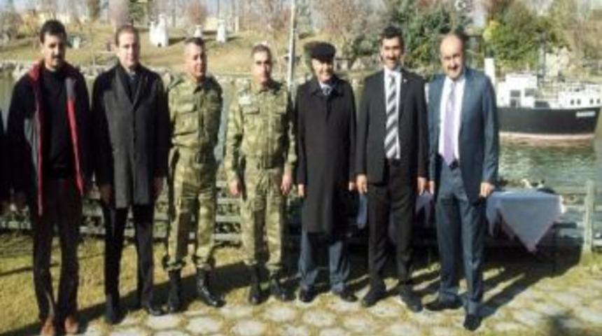 Suriyeli M&uuml;lteciler İ&ccedil;in Seyyar Fırınlar, Bor'da &Uuml;retilecek