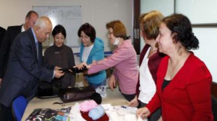 Belediye Başkanı Yaşar, Meslek Kurslarını Ziyaret Etti