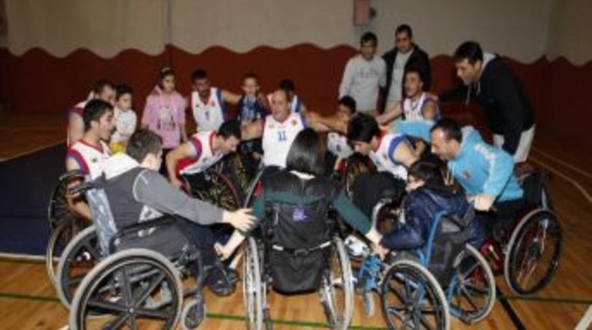 2012&rsquo;nin Lideri Yenimahalle Belediyesi