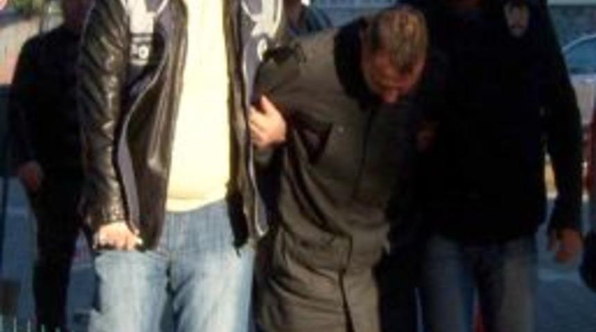 Burhaniye'de ATM Faresi Yakalandı