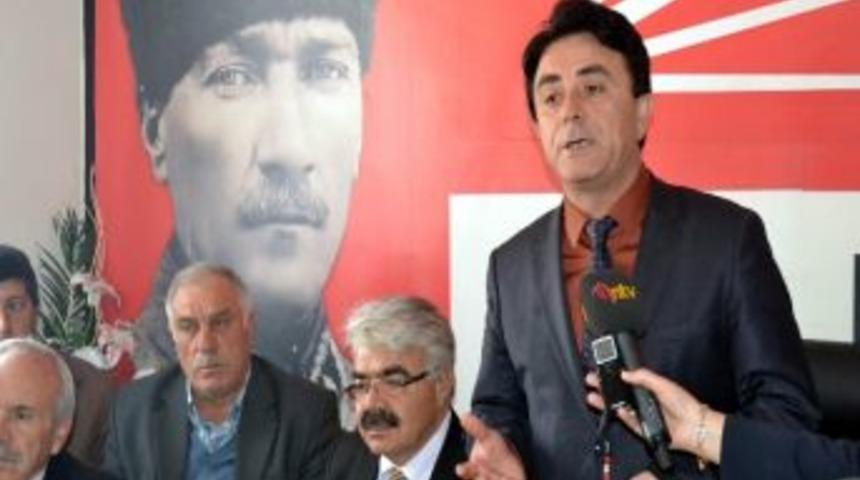 Niğde&rsquo;de Chp&rsquo;ye 80 Kişi Katıldı