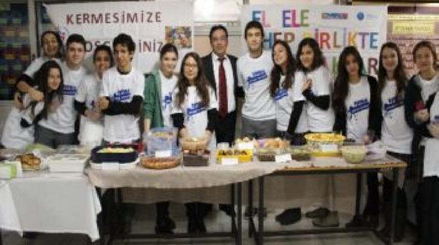 Liselilerden &Ouml;rnek Sosyal Sorumluluk Projesi