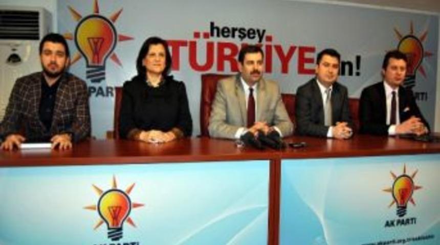 Ak Parti İl Başkanı Reyhan, 2012 Yılını Değerlendirdi