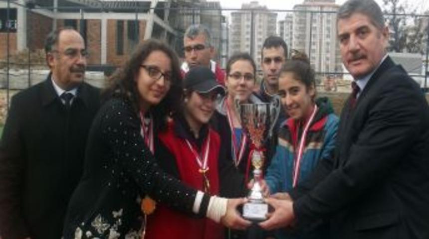 Adıyaman'da Tenis&rsquo;in Birincileri Belli Oldu