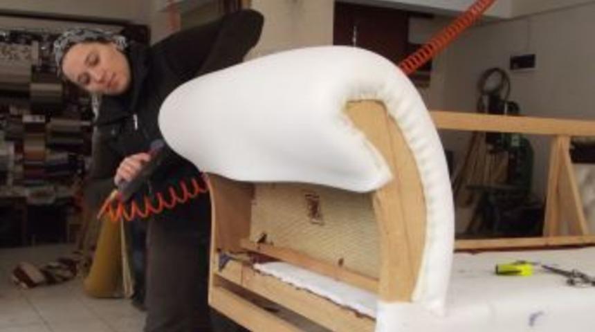 &Uuml;&ccedil; &Ccedil;ocuk Annesi Koltuk D&ouml;şemecisi