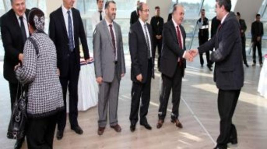 Ga&uuml;n'de &lsquo;yeni Yıl&rsquo; Kutlaması