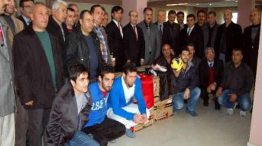 Adıyaman İl &Ouml;zel İdaresi'nden Amat&ouml;r Spor Kul&uuml;plerine Destek