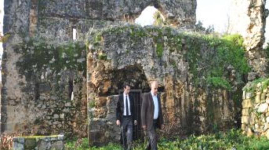 Başkan Sipahioğlu, Beldelerde Yapılan &Ccedil;alışmaları Yerinde Inceledi