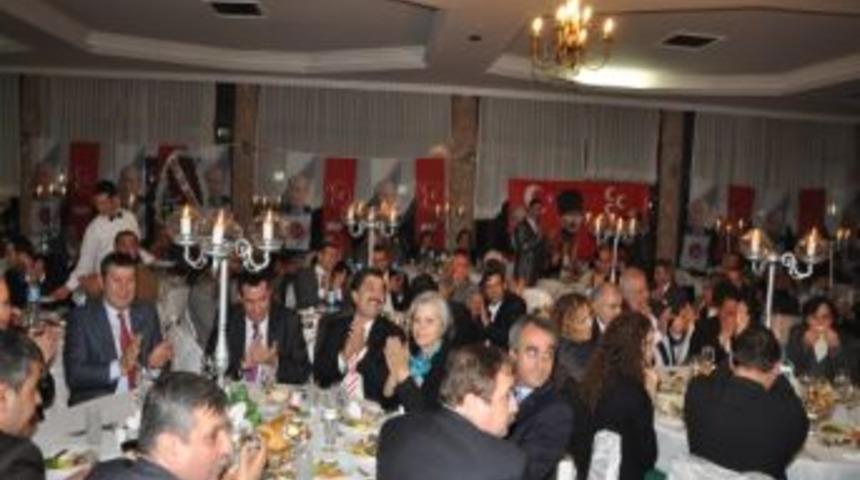 Mhp Urla Teşkilatının Yemeği Ş&ouml;len Havasında Ge&ccedil;ti
