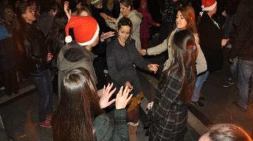 Kırklareli Yeni Yıla Roman Havasıyla Girdi