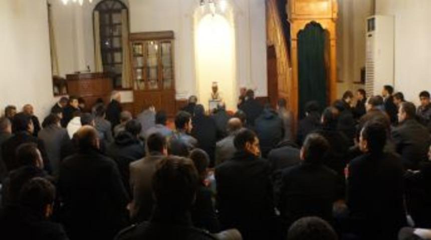 2012&rsquo;nin Son 2013&rsquo;in Ilk Eylemini Alperenler, Muhsin Yazıcıoğlu I&ccedil;in Yaptı