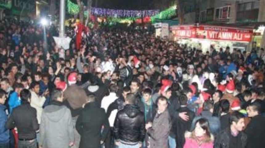 Başkent Yeni Yıla 'merhaba' Dedi