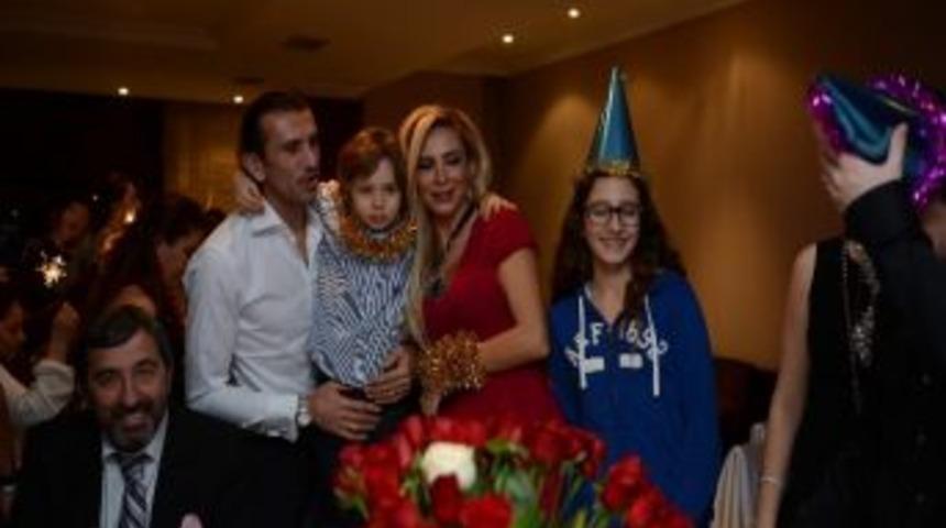 Uludağ&rsquo;da H&uuml;sn&uuml; Şenlendirici&rsquo;li Yılbaşı Kutlaması