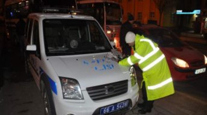 Yeni Yıla &Ccedil;alışarak Girdiler