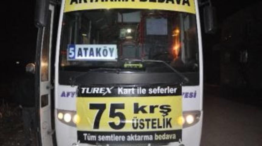 Afyonkarahisar&rsquo;da Otob&uuml;s Taşlanması Olayına Bir Yenisi Daha Eklendi