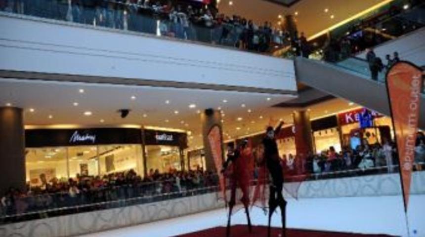 Buz Pistinde &ldquo;wonderland Show&rdquo;