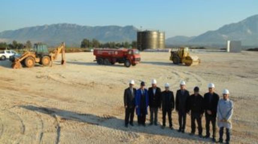 Aldırmaz Yeni Asfalt Şantiyesini Gezdi