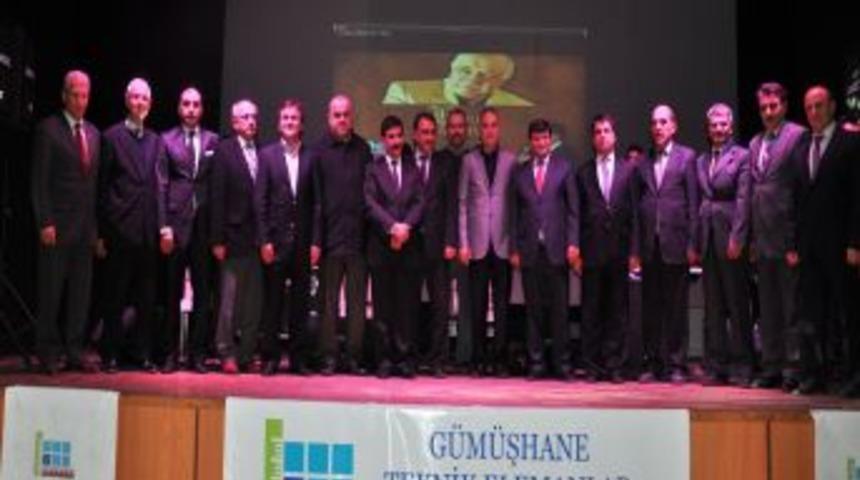 Reşit Muhtar, G&uuml;m&uuml;şhane&rsquo;de Sevenleriyle Buluştu