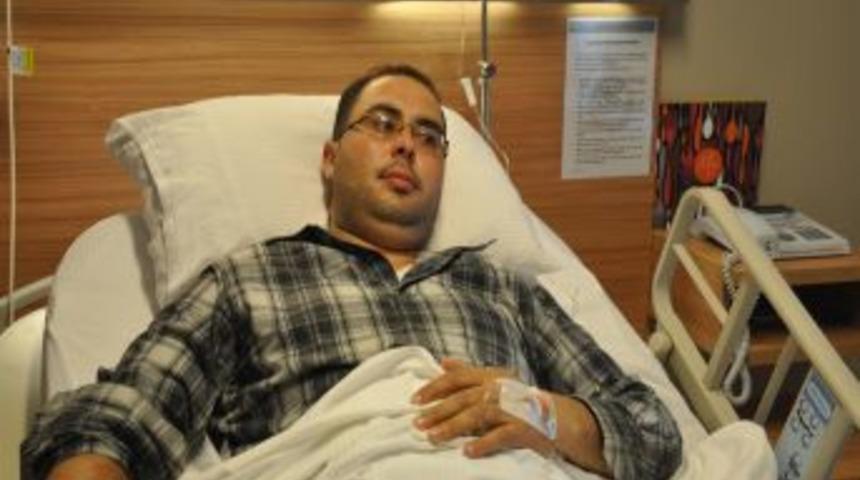 Suriye&rsquo;de Silahla Vurulan Reuters Kameramanı Adana&rsquo;da Tedavi Ediliyor