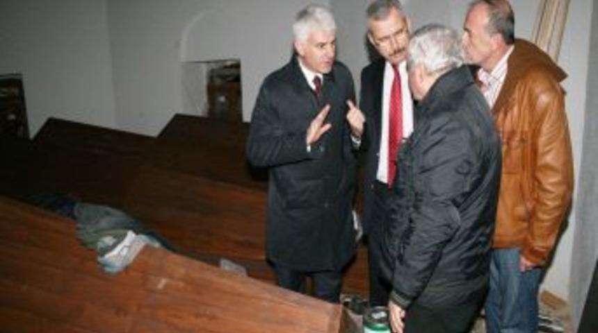 Restorasyonu S&uuml;ren Hamzabey Camii&rsquo;ndeki Sorunlar Gideriliyor