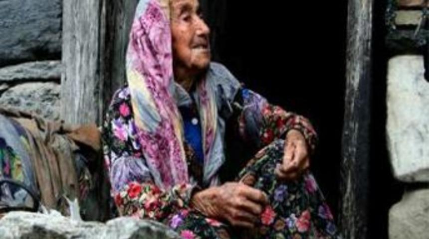 Karab&uuml;k&rsquo;te Vıı. Ulusal Yaşlılık Kongresi