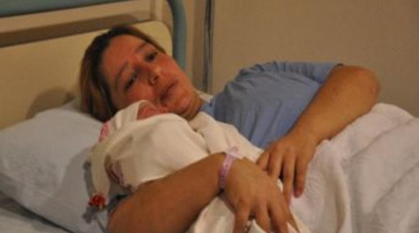 D&uuml;zce&rsquo;de Yeni Yılın Bebeği Asu Bebek Oldu