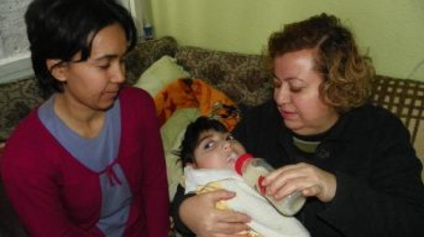 &lsquo;Yetiş T&uuml;lay Anne&rsquo; M&uuml;ltecilere Sahip &Ccedil;ıkıyor