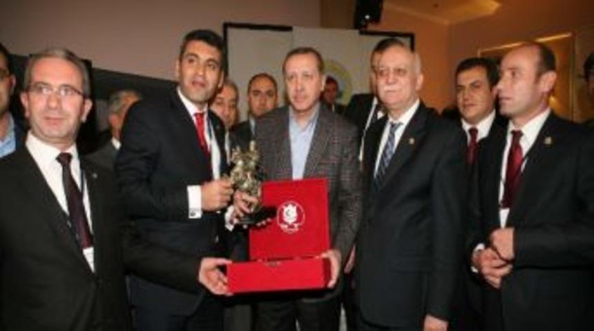 &Ccedil;ift&ccedil;inin Sorunlarını Başbakana İletti