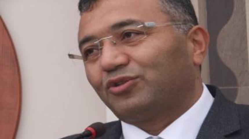 Vali Kenan &Ccedil;ift&ccedil;i: