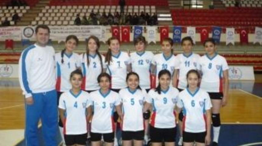 Şahinbey Voleybol Alt Yapılarda Galip Geldi