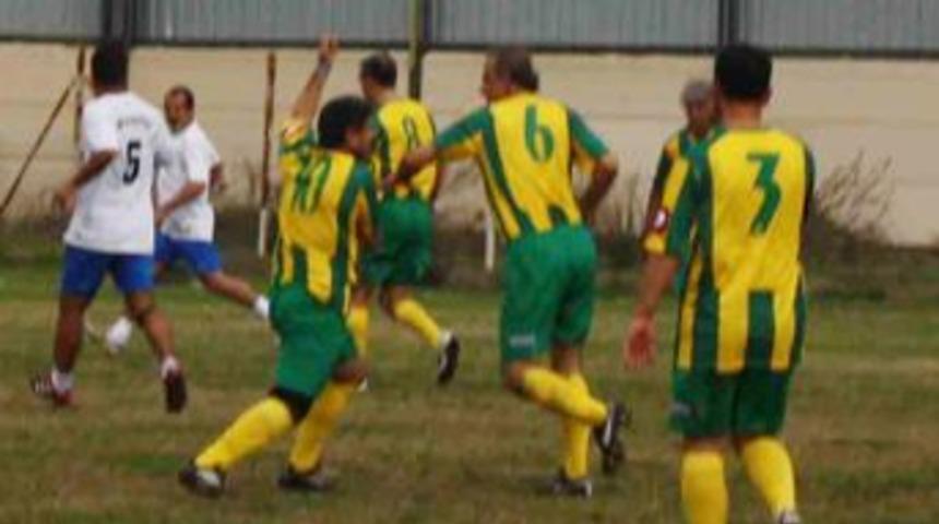 Sahada yumruk yumruğa kavga