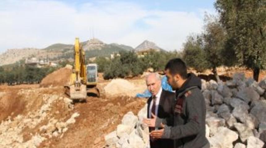 K&uuml;&ccedil;&uuml;kaydın: "k&uuml;&ccedil;&uuml;k Ama &Ouml;nemli Sulama Yatırımları Da Yapıyoruz"