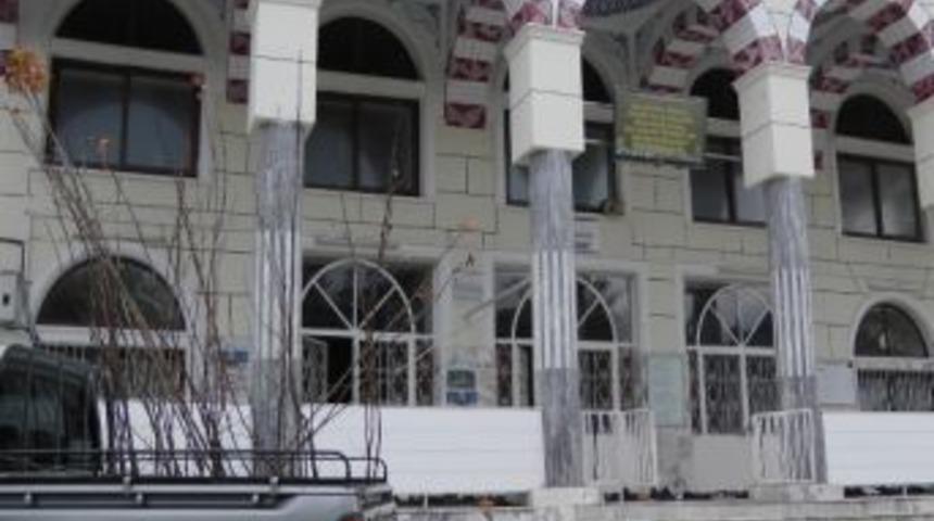 Fethiye'de Mekke&rsquo;nin Fethi Nedeniyle Fidan Dağıtıldı