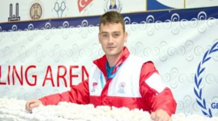 Gen&ccedil; Milli Curling Takımı D&uuml;nya Curling Şampiyonası Avrupa Elemeleri İ&ccedil;in &Ccedil;ek Cumhuriyeti&rsquo;nin Başkenti Prag&rsquo;a Gitti