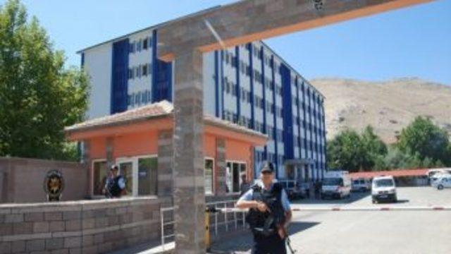 Elbistan Emniyet Müdürlüğü Binası Depreme Dayanıksız Çıktı