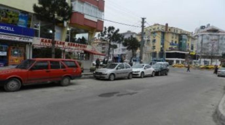 Uğur Mumcu Caddesi Genişletiliyor