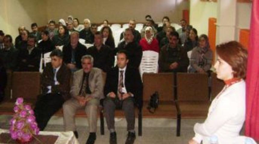 Doğanşehir'de, "aktif Veli Başarılı &Ouml;ğrenci" Projesinin İkinci Semineri Yapıldı