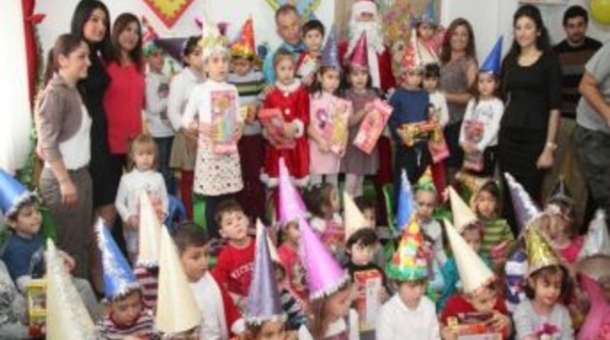 &Ouml;zel H&uuml;seyin Aslan Anaokulu&rsquo;nda Yılbaşı Partisi