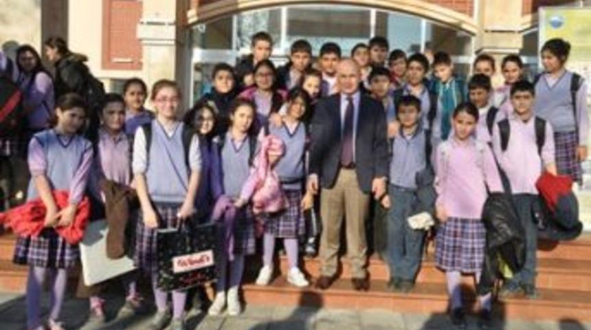 &Ouml;l&uuml;ms&uuml;z esere &ccedil;ocuklardan yoğun ilgi