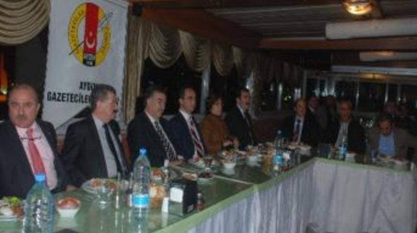 Agc ''geleneksel Basın &Ouml;d&uuml;leri'' A&ccedil;ıklandı