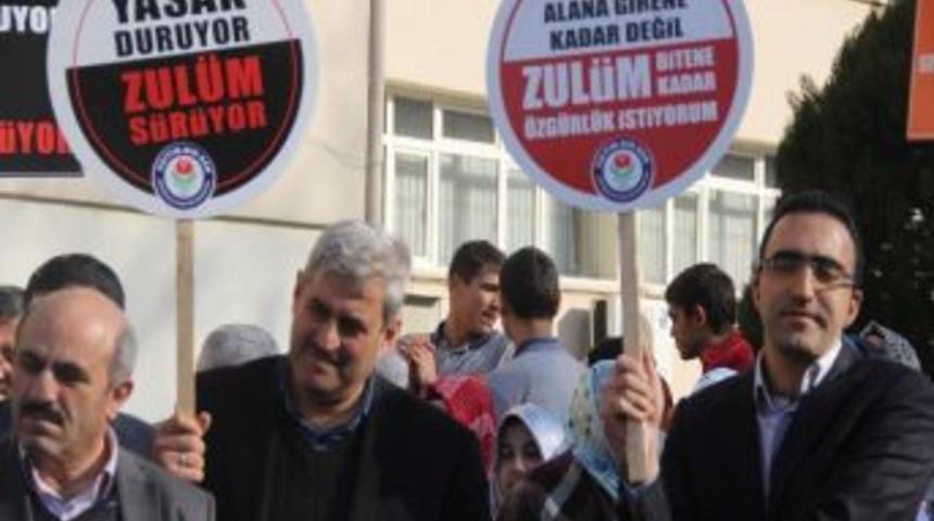 &Ouml;ğretmenlerden Sivil İtaatsizlik Eylemi