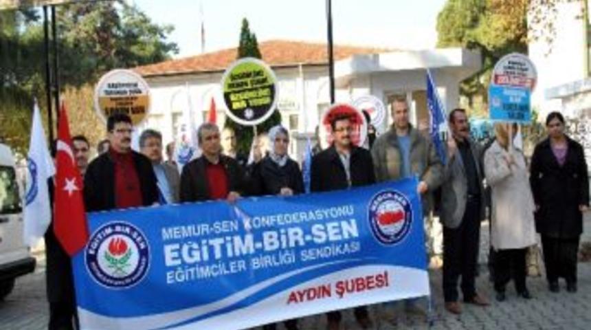 &Ouml;ğretmenler Yeni Yılın İlk Dersine Serbest Kıyafetle Girdi