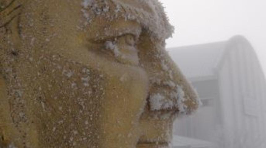 Bitlis&rsquo;te Her Şey Buz Tuttu