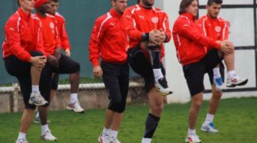 Medical Park Antalyaspor'da Akhisar Belediyespor Ma&ccedil;ı Hazırlıkları S&uuml;r&uuml;yor