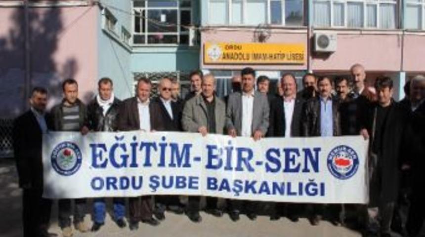 Eğitim-bir-sen&rsquo;den Protesto